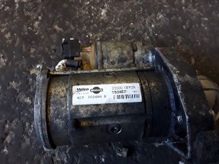 bontott INFINITI QX70 Önindító