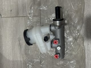 bontott ISUZU D-MAX Főfékhenger