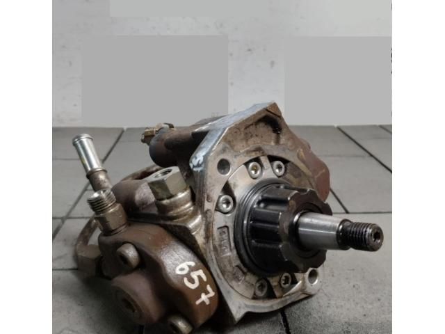 bontott ISUZU D-MAX Adagoló