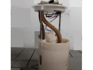 bontott ISUZU D-MAX Üzemanyag Szivattyú