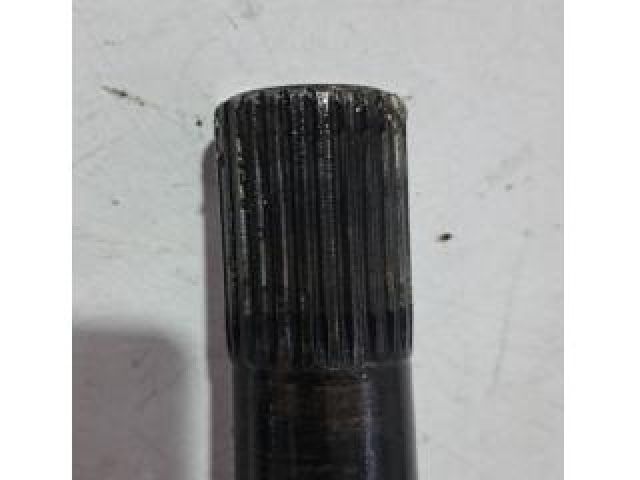 bontott ISUZU D-MAX Bal hátsó Féltengely