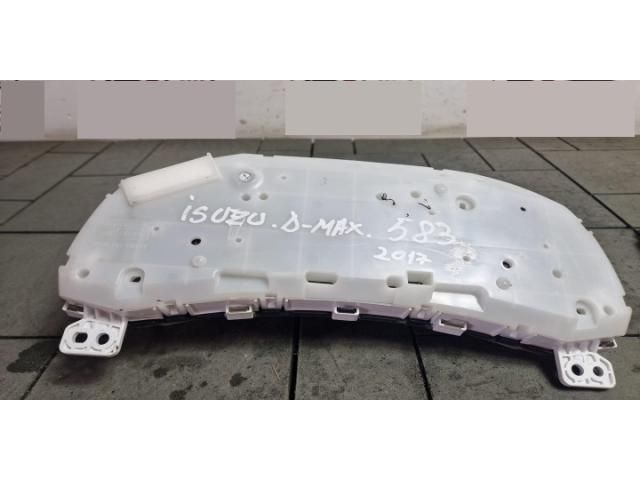 bontott ISUZU D-MAX Kilométeróra