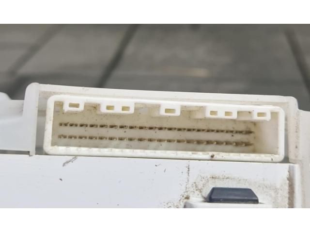 bontott ISUZU D-MAX Kilométeróra