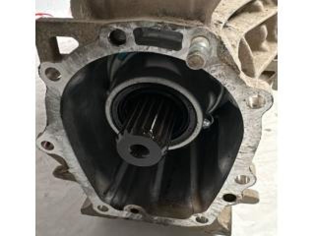 bontott ISUZU D-MAX Váltó (Mechanikus)