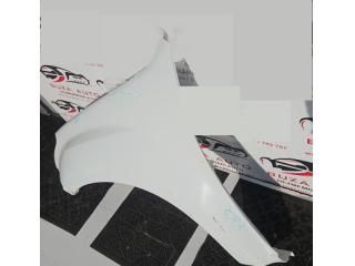 bontott ISUZU D-MAX Bal első Sárvédő