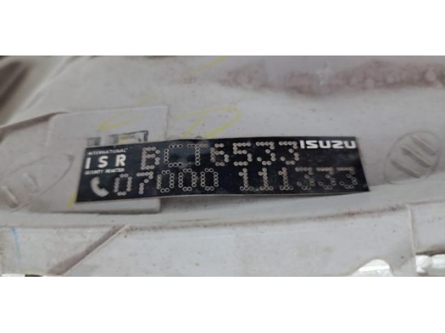 bontott ISUZU D-MAX Bal Fényszóró