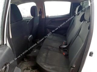 bontott ISUZU D-MAX Bal Küszöb