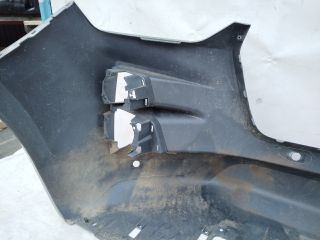 bontott ISUZU D-MAX Első Lökhárító (Üresen)