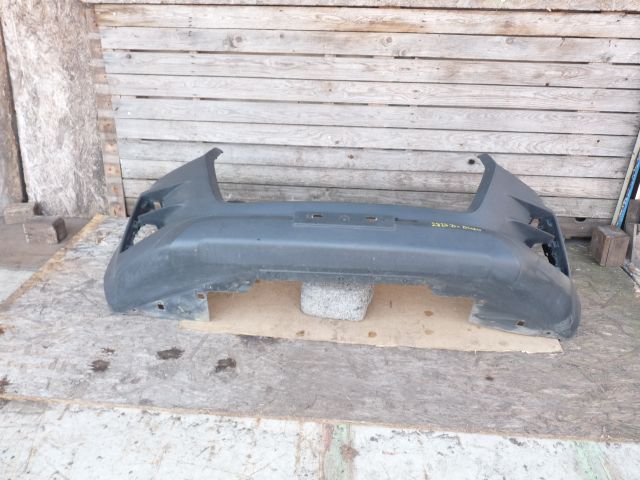 bontott ISUZU D-MAX Első Lökhárító (Üresen)