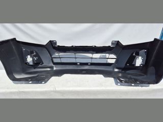 bontott ISUZU D-MAX Első Lökhárító (Üresen)