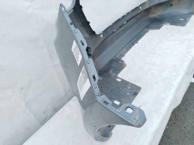 bontott ISUZU D-MAX Első Lökhárító (Üresen)