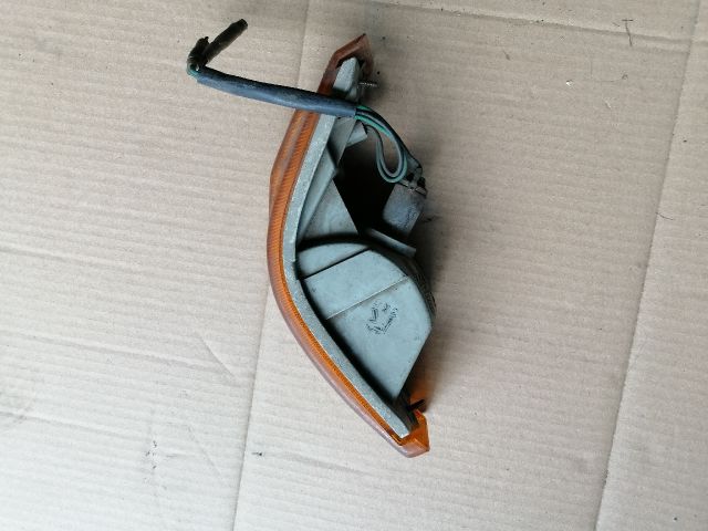 bontott ISUZU MIDI Jobb első Irányjelző