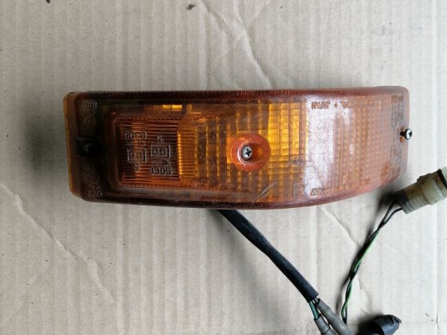 bontott ISUZU MIDI Jobb első Irányjelző