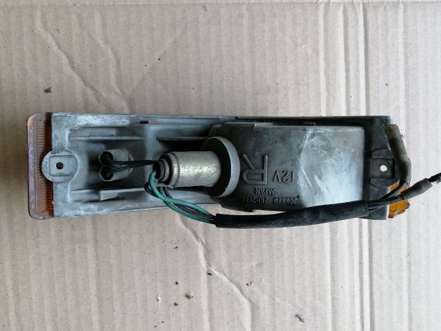 bontott ISUZU MIDI Jobb első Irányjelző