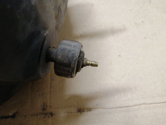 bontott ISUZU TROOPER Fékrásegítő