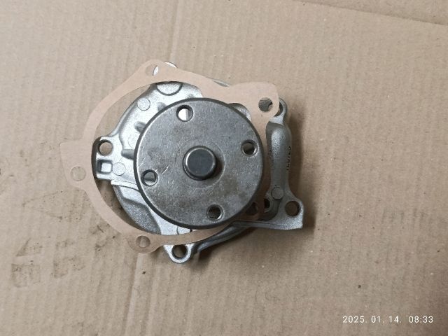 bontott ISUZU TROOPER Vízpumpa