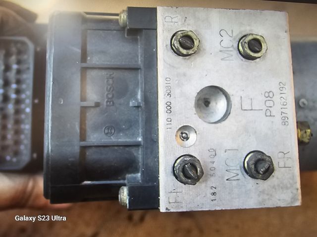 bontott ISUZU TROOPER ABS Kocka