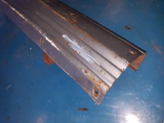 bontott ISUZU TROOPER Első Lökhárító (Üresen)