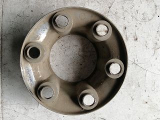 bontott ISUZU TROOPER Felniközép (1 db)