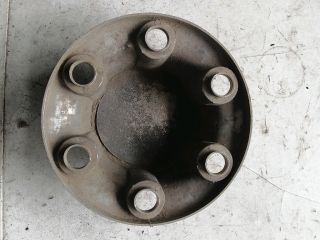 bontott ISUZU TROOPER Felniközép (1 db)