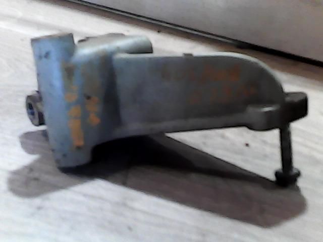 bontott IVECO DAILY Generátor Tartó Bak