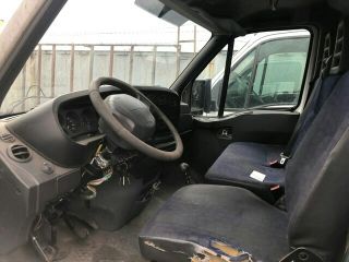 bontott IVECO DAILY Jobb hátsó Féknyereg Munkahengerrel