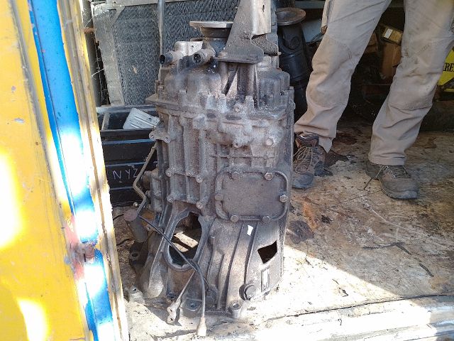 bontott IVECO DAILY Váltó (Mechanikus)