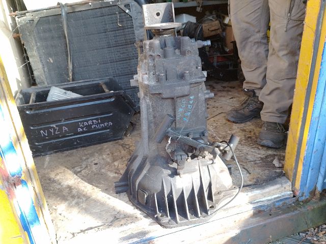 bontott IVECO DAILY Váltó (Mechanikus)