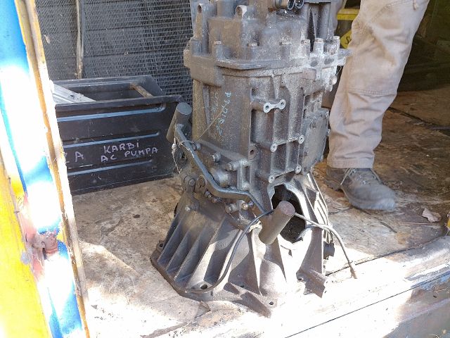 bontott IVECO DAILY Váltó (Mechanikus)