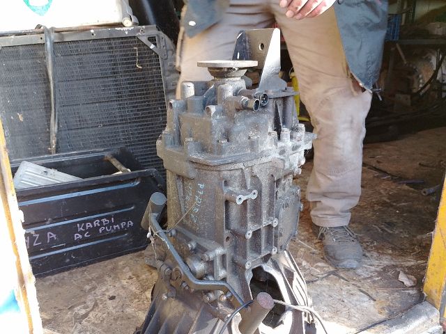 bontott IVECO DAILY Váltó (Mechanikus)