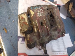 bontott IVECO DAILY Jobb hátsó Féknyereg Munkahengerrel