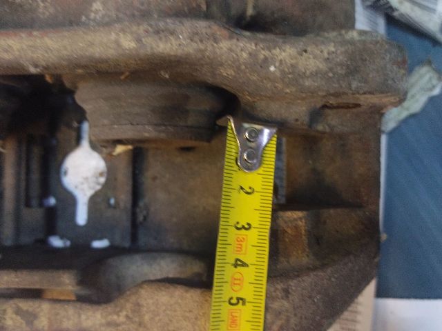 bontott IVECO DAILY Jobb hátsó Féknyereg Munkahengerrel