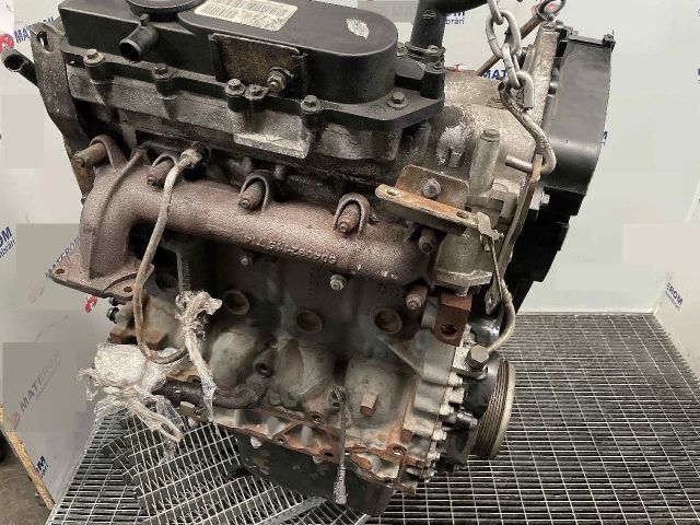 bontott IVECO DAILY Motor (Fűzött blokk hengerfejjel)