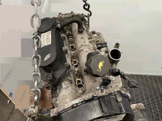 bontott IVECO DAILY Motor (Fűzött blokk hengerfejjel)