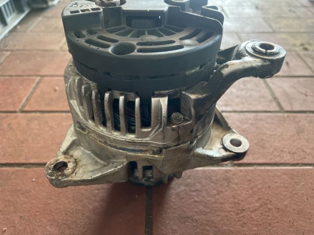 bontott IVECO DAILY Generátor