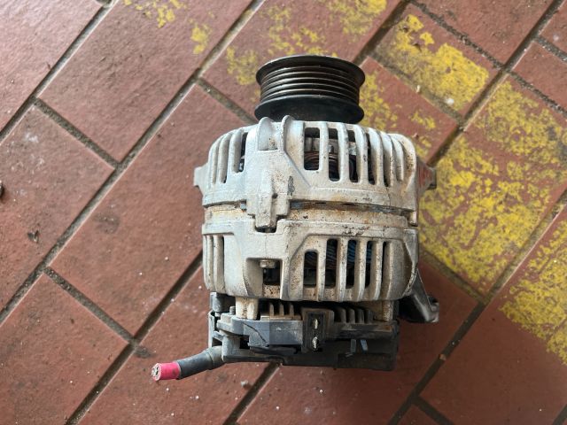 bontott IVECO DAILY Generátor