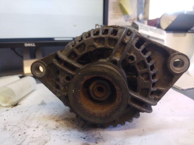 bontott IVECO DAILY Generátor