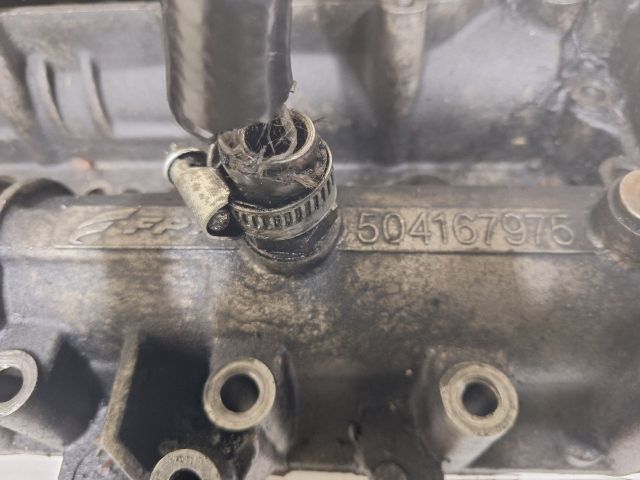 bontott IVECO DAILY Vezérműtengely Házzal