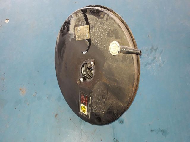 bontott IVECO DAILY Fékrásegítő