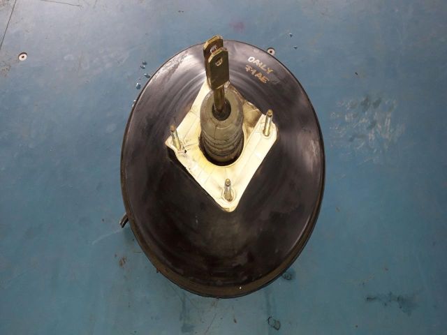 bontott IVECO DAILY Fékrásegítő