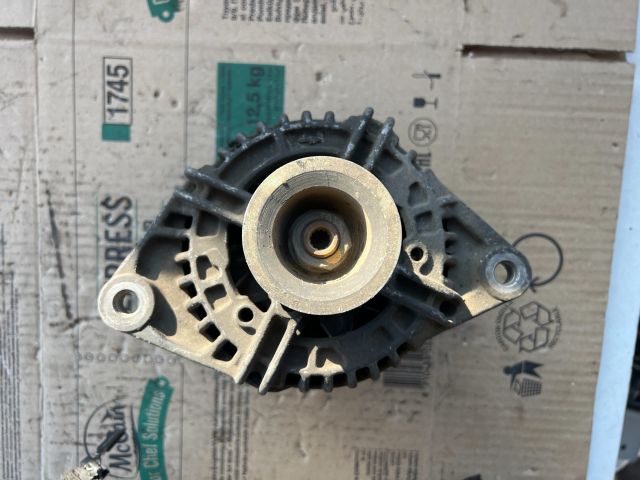 bontott IVECO DAILY Generátor