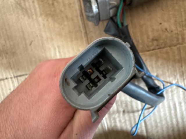 bontott IVECO DAILY Gyújtáskapcsoló