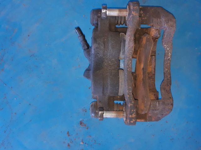 bontott IVECO DAILY Bal első Féknyereg Munkahengerrel