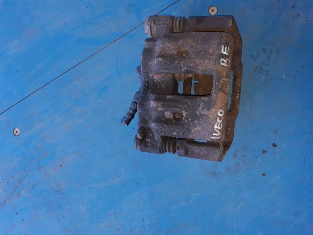 bontott IVECO DAILY Bal első Féknyereg Munkahengerrel