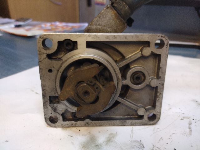 bontott IVECO DAILY Fékrásegítő