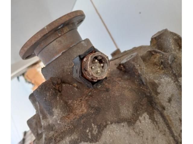 bontott IVECO DAILY Váltó (Mechanikus)