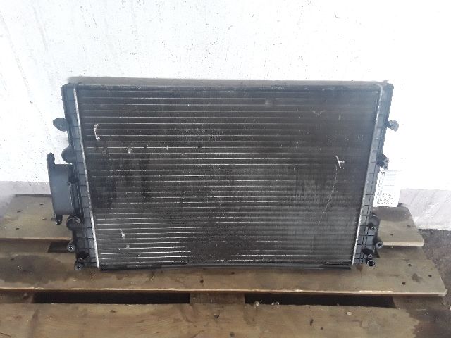 bontott IVECO DAILY Vízhűtő Radiátor (Klímás)