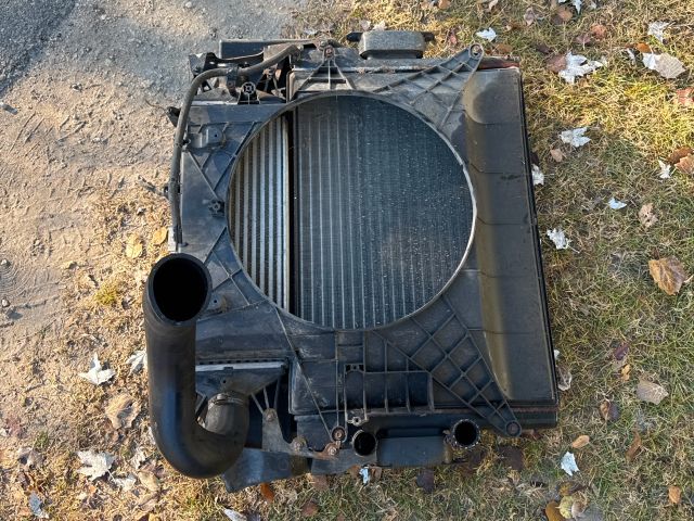 bontott IVECO DAILY Hűtő Ventilátor(ok), Radiátor(ok) Szett