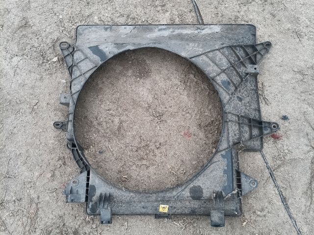 bontott IVECO DAILY Hűtőventilátor Keret