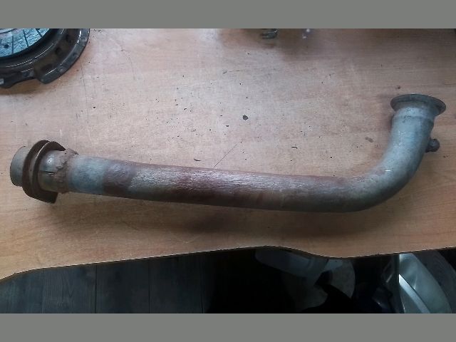 bontott IVECO DAILY Középső Kipufogó Cső